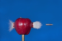 Duplicating iconic photo of Harold Edgerton, father of electronic flashes and High Speed Photos